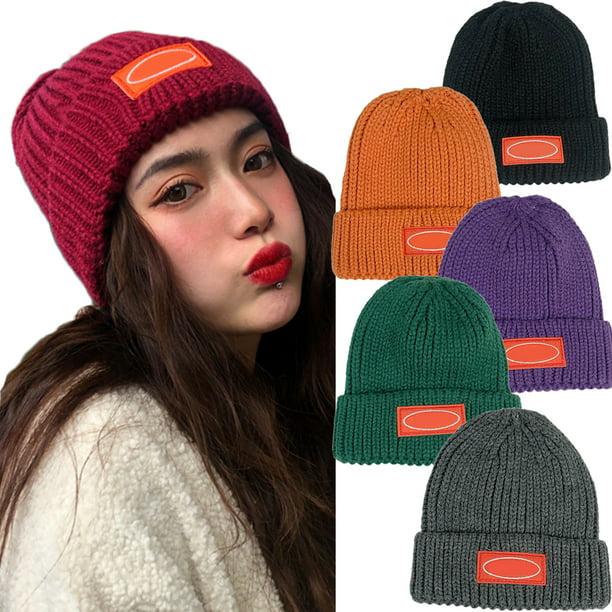 Men/Women Keep Calm and Skate On Outdoor Stretch Knit Beanies Hat Soft Winter Knit Caps 
